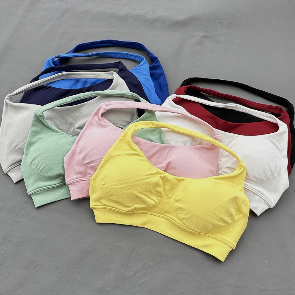 スポーツブラ レディース シームレス ホルターネックトップ  - Sports Bra High Impact のレビューと価格